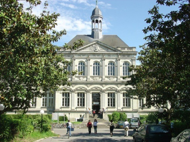 Université Catholique de l’Ouest (UCO), Angers, France Université Catholique de l’Ouest (UCO), Angers, France