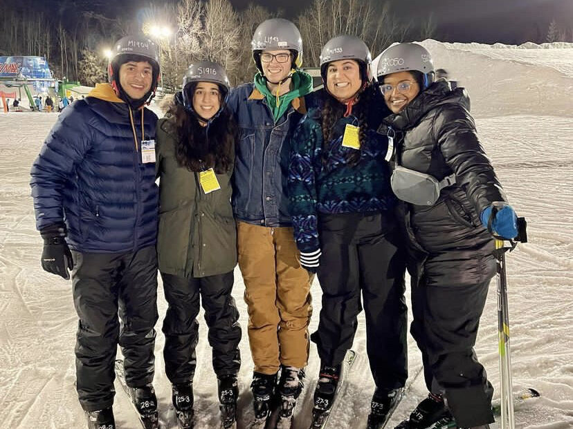 Students from a CUE club go skiing