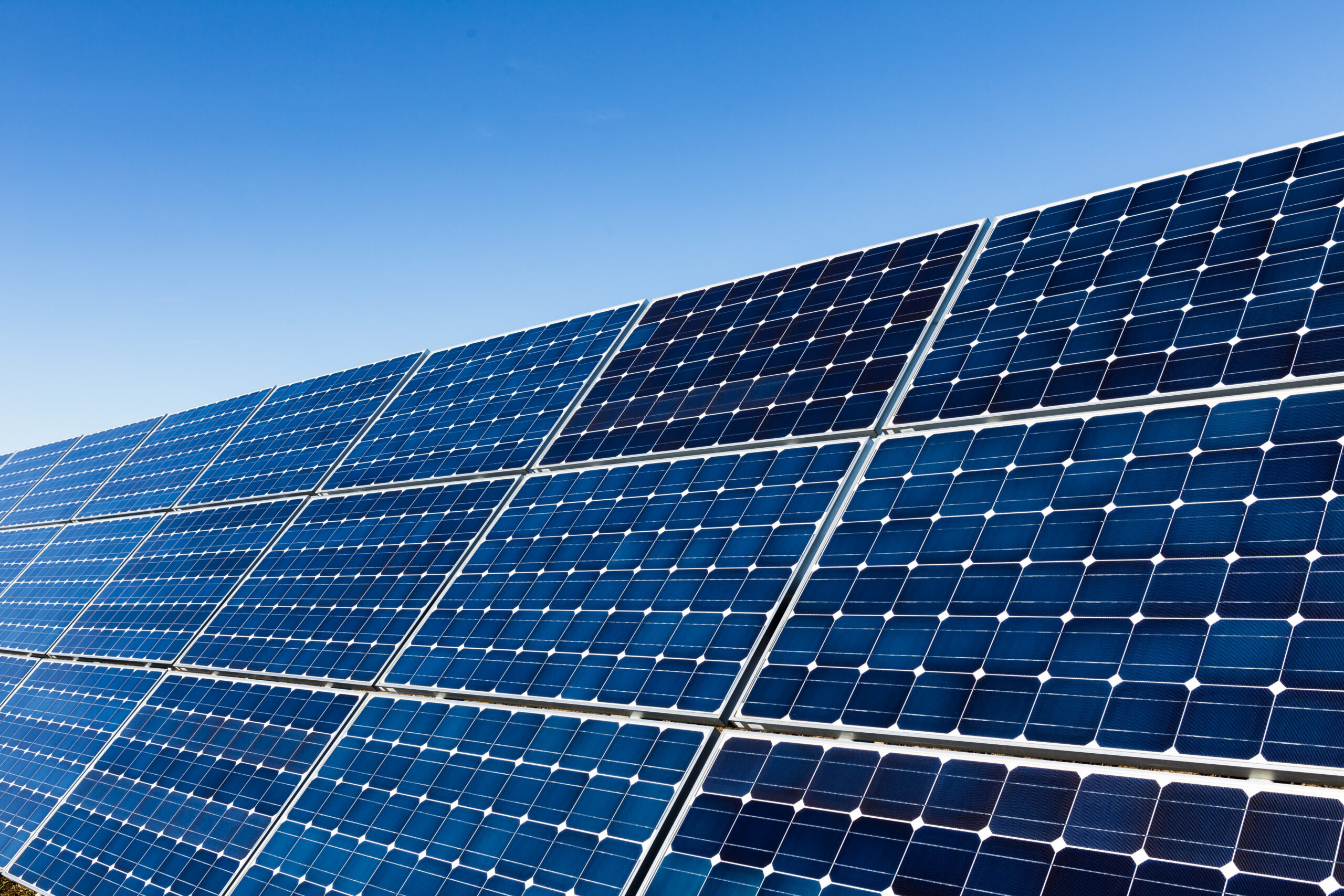 Mobile Industry Faces Renewable Energy Hurdle on Path to Net Zero